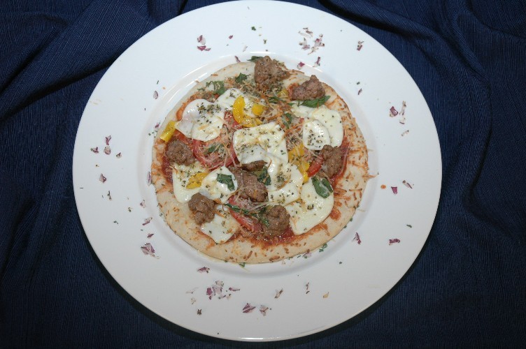CapresePizette.JPG