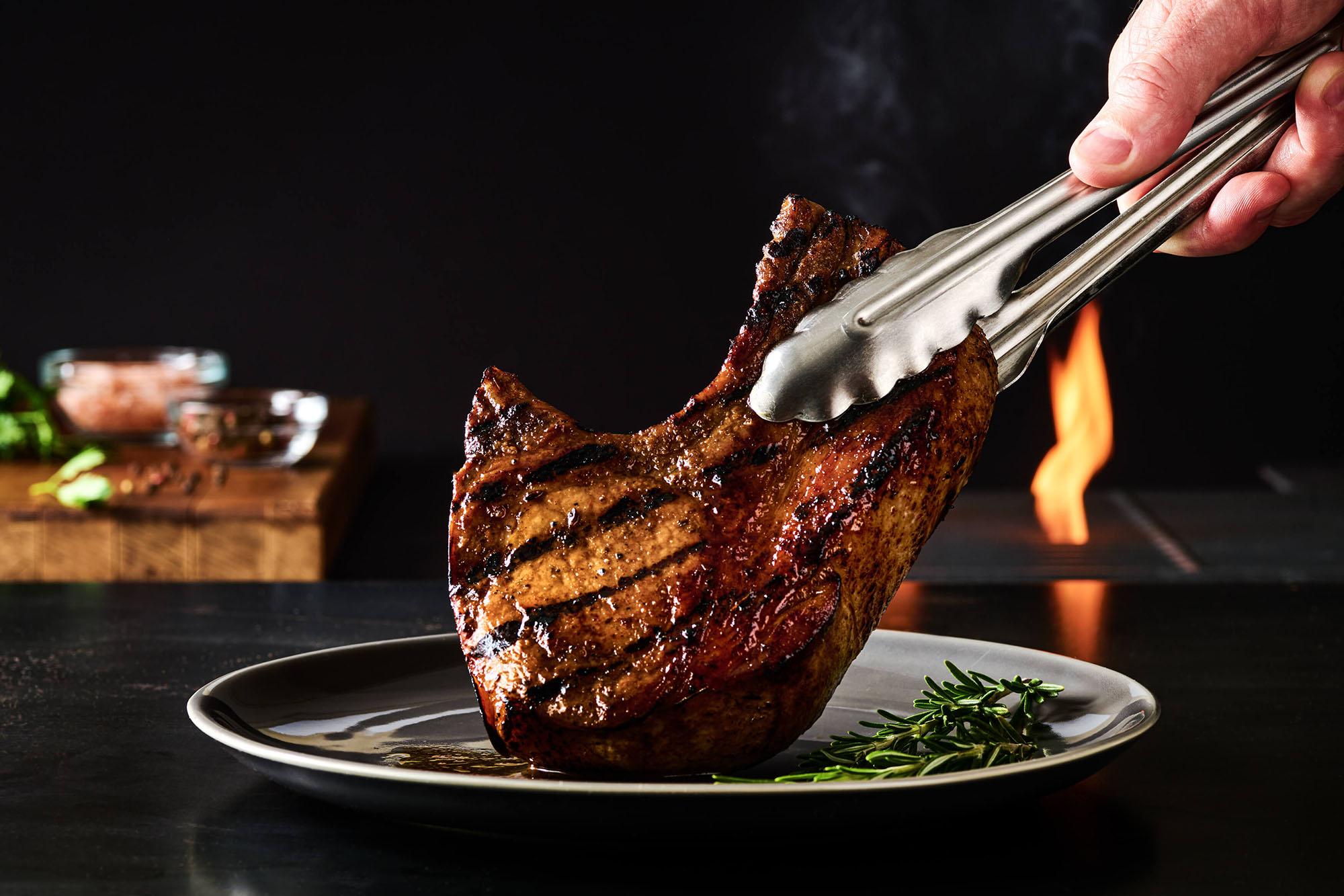12113 PERDUE 25 Grilled Bone In Loin Pork Chop With Whiskey Maple Glaze 2