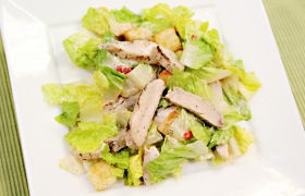 Chicken_Fajita_Strips_Peppercorn_Caesar_Salad.JPG